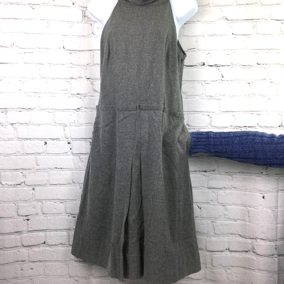 Chelsea & Theodore Women's Wool Blend Sleeveless Keyhole Gray Shift Dress 4 - Picture 6 of 15